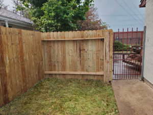 Right Privacy Fence