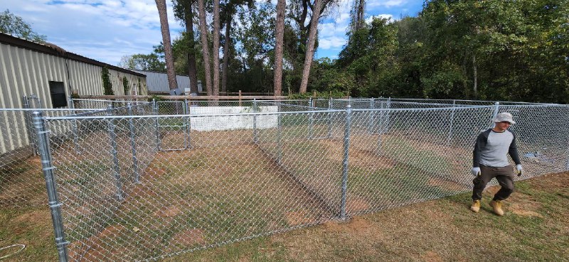 chain link fence